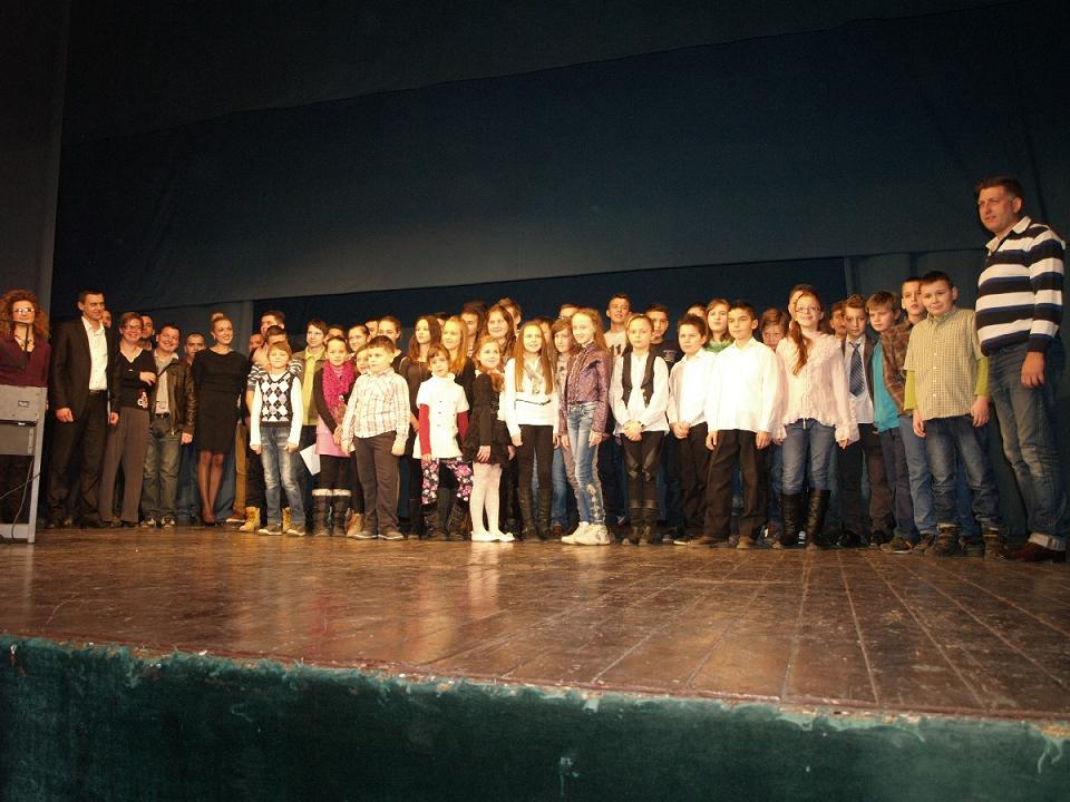 Pored brojnih muzičkih zvijezda na koncertu će nastupiti i učenici odjeljenja Osnovne muzičke škole Srebrenik